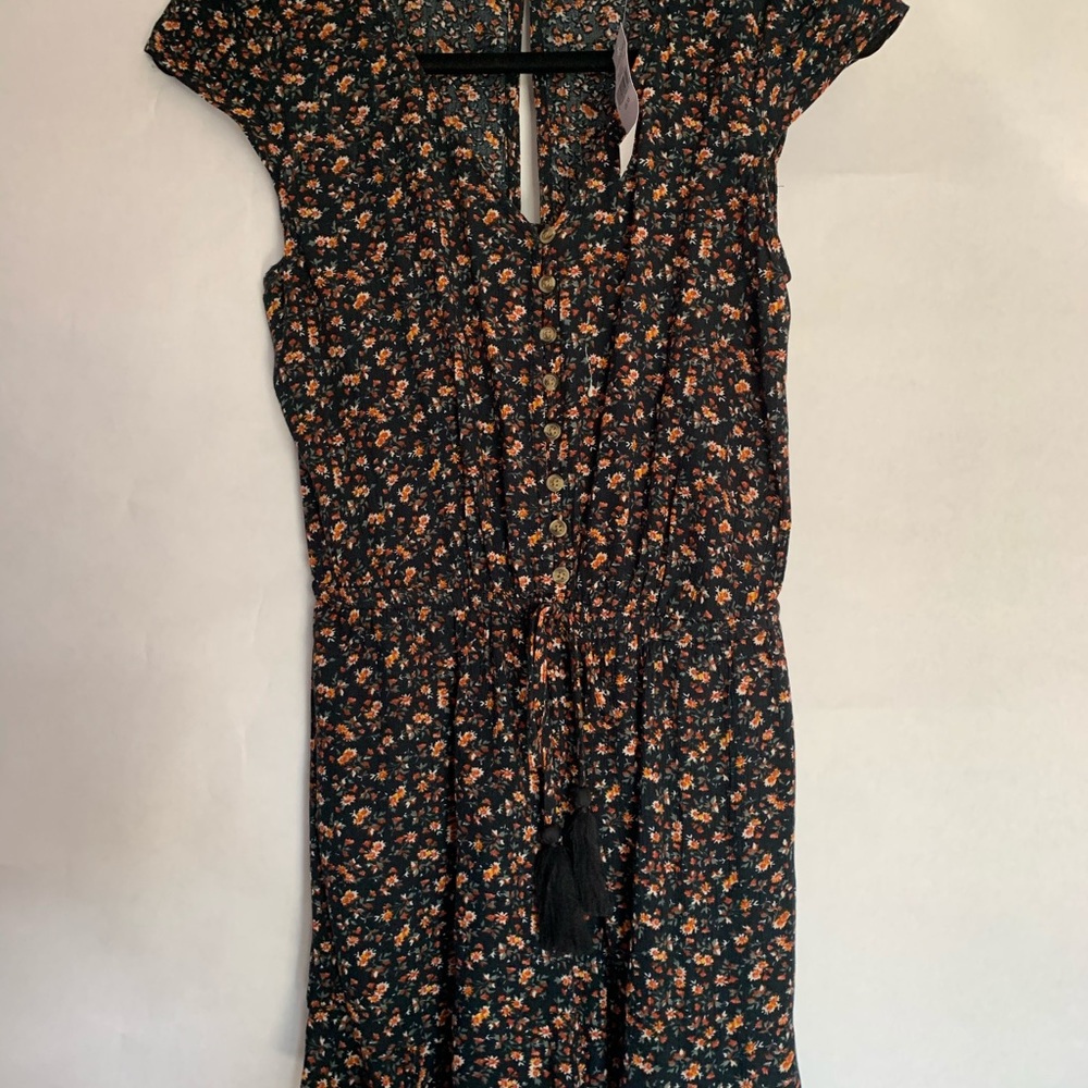 Flower print romper - NWT, never worn